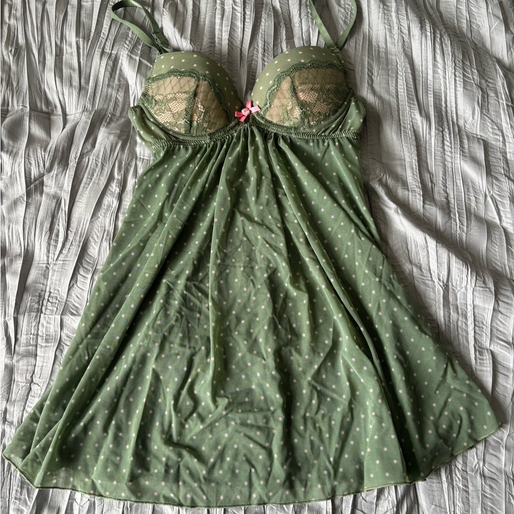 La Vie En Rose green polka dot lace babydoll chemise